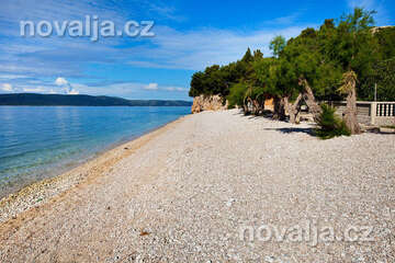 Živogošče Blato - oblázkové pláže, Makarská riviéra, Chorvatsko