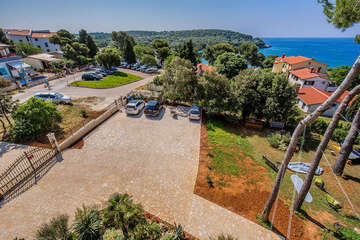 Apartmány Banjole 11, parkoviště u domu, Pula-Banjole, poloostrov Istrie, Chorvatsko