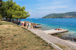 Vis - pláže, ostrov Vis, Chorvatsko