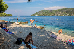 Vis - pláže, ostrov Vis, Chorvatsko