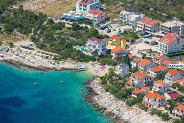 Zečevo Rogozničko - letecký pohled, Šibenická riviéra, Chorvatsko