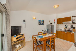 A2 - apartmány Kadulja, Zečevo Rogozničko, Šibenická riviéra, Chorvatsko