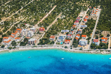 Apartmány Maša-I - letecký pohled, Mandre, ostrov Pag, Chorvatsko