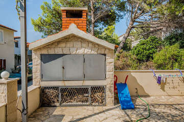 Apartmány Limeta - gril, Milna, ostrov Vis, Chorvatsko