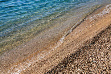 Mimice - oblázková pláž, Omišská riviéra, Chorvatsko