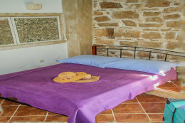 A2 - apartmány Rustika, Vela Farska, ostrov Brač, Chorvatsko