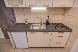 A3 - apartmány Dorela, okolí zátoky Vela Planica, ostrov Brač, Chorvatsko