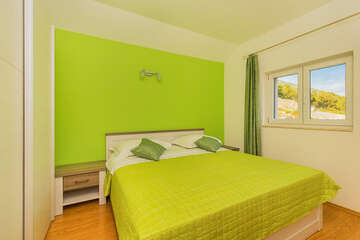 A2 - apartmány Dorela, okolí zátoky Vela Planica, ostrov Brač, Chorvatsko