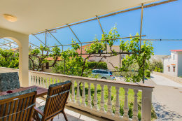 A2 - apartmány Božur, Vlašići, ostrov Pag, Chorvatsko