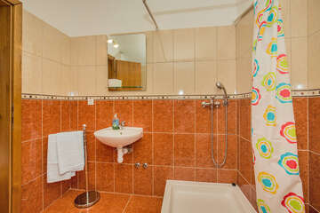 Příklad třílůžkového pokoje - penzion Stari Dvori, Metajna, ostrov Pag, Chorvatsko