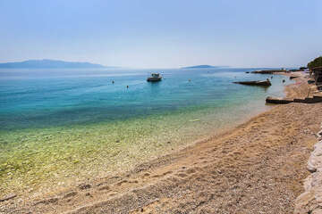 Zaostrog - oblázková pláž, Makarská riviéra, Chorvatsko