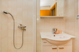 A2 - apartmány Bratuš 11, Bratuš, Makarská riviéra, Chorvatsko