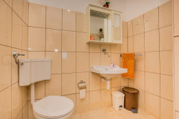 Apartmán Nikša - koupelna, Vela Farska, ostrov Brač, Chorvatsko