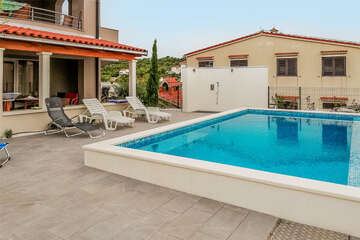 Apartmány Smokva - bazén u domu, Ražanj, Šibenická riviéra, Chorvatsko