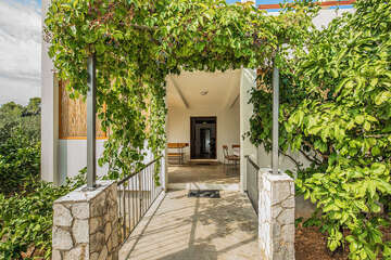 A1 - apartmány Nevera, jižní zátoka ostrova Hvar, Chorvatsko