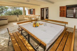 A1 - apartmány Nevera, jižní zátoka ostrova Hvar, Chorvatsko