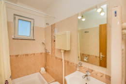 Apartmány Soža - velký apartmán pro 4-5 osob, 2. poschodí