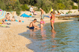 Apartmány Sandra - oblázková pláž 150 m od domu, Mandre, ostrov Pag, Chorvatsko