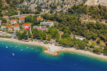 Hotel Brzet***- letecký pohled, Omiš, Chorvatsko