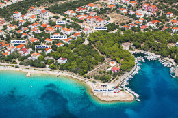 Apartmány Marcelo - letecký pohled, Mandre, ostrov Pag, Chorvatsko