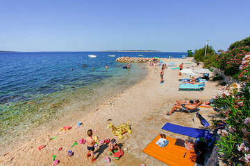 Apartmány Ivica - oblázková pláž 130 m od domu, Mandre, ostrov Pag, Chorvatsko