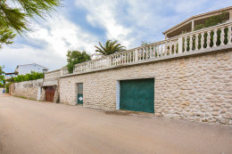 Apartmány Lejla (fotografie před rekonstrukcí), Tkon, ostrov Pašman, Chorvatsko