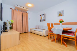 A5 - apartmány Mandarina, Podgora - Čaklje, Chorvatsko