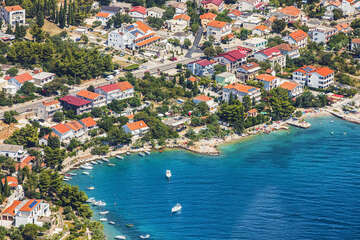 Starigrad - letecký pohled, Zadarská riviéra, Chorvatsko