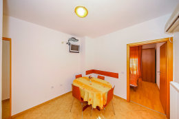 A1 nebo A3 - apartmány Limun, Tkon, ostrov Pašman, Chorvatsko