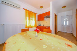 A1 nebo A3 - apartmány Limun, Tkon, ostrov Pašman, Chorvatsko