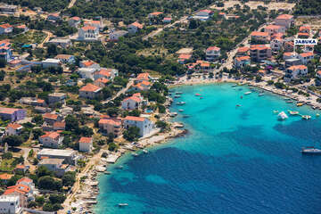 Kanica - hlavní oblázková pláž - letecký pohled, Šibenická riviéra, Chorvatsko