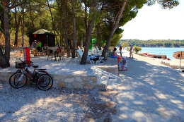 Pláže Milna, ostrov Brač, Chorvatsko