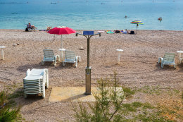 Šilo - oblázková pláž, ostrov Krk, Chorvatsko	