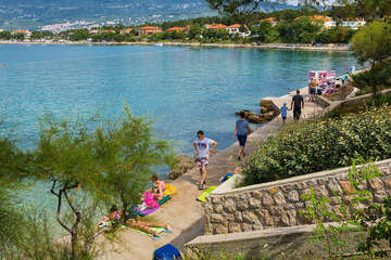 Šilo - betonová mola, ostrov Krk, Chorvatsko	