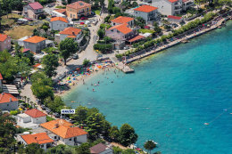 Pláže Šilo - letecký pohled, ostrov Krk, Chorvatsko