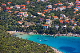 Pláže Potočnica - letecký pohled, ostrov Pag, Chorvatsko