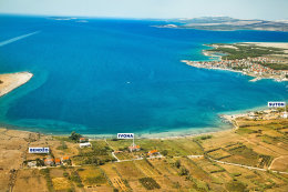 Písečné pláže Povljana - letecký pohled, ostrov Pag, Chorvatsko