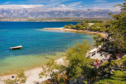 Novigrad - betonová mola, Zadarská riviéra, Chorvatsko