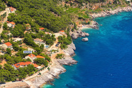 Sveta Nedjelja, letecký pohled - apartmány, ostrov Hvar, Chorvatsko