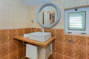 A1 - apartmány Vivien, Sevid, Trogirská riviéra, Chorvatsko