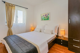 A2 - apartmány Vivien, Sevid, Trogirská riviéra, Chorvatsko