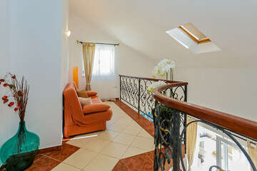 A2 - apartmány Vivien, Sevid, Trogirská riviéra, Chorvatsko