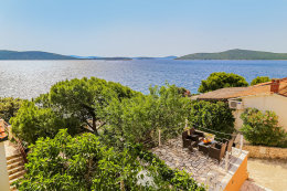 A2 - apartmány Vivien, Sevid, Trogirská riviéra, Chorvatsko