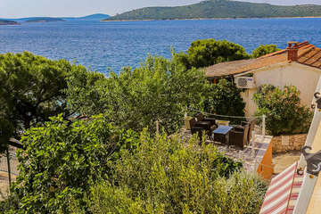 A2 - apartmány Vivien, Sevid, Trogirská riviéra, Chorvatsko