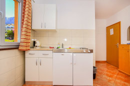 II-6B - apartmány Nikola, Gradac, Chorvatsko