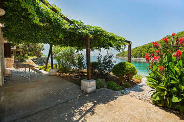 A1 - apartmány Oleander, jižní zátoky, ostrov Hvar, Chorvatsko