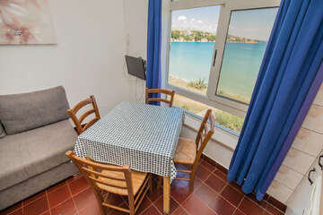 A16 - apartmány Nisveta, Vlašiči, ostrov Pag, Chorvatsko