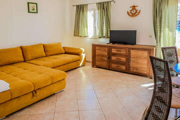 A3 - apartmány Oaza I (nový gauč v kuchyni), jižní zátoka ostrov Hvar, Chorvatsko