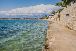 Apartmány Beko - betonová mola 100 m od domu, Vrsi, Zadarská riviéra, Chorvatsko