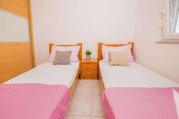 A2 - apartmány Beko, Vrsi, Zadarská riviéra, Chorvatsko